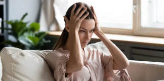 10 obiceiuri care iti saboteaza cautarea dragostei