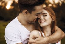 Cum sa-ti dai seama daca o imbratisare este romantica? 16 moduri de a spune