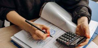 Colaborarea Cu o Firma de Contabilitate din Ploiesti: Motive si Beneficii pentru Evidenta Lunara a unei Firme