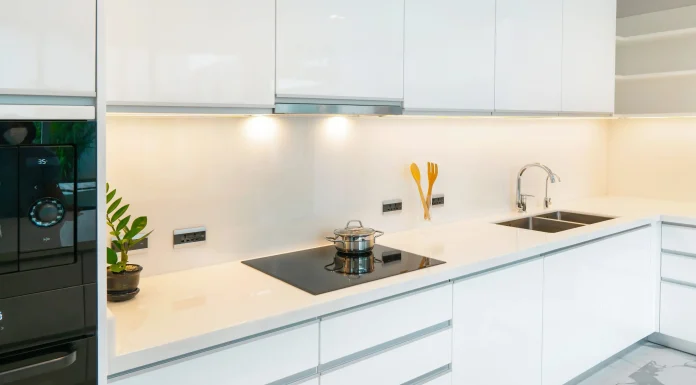 Blatul de bucatarie: sfaturi pentru a alege materialele cele mai bune