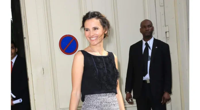 Cum sa porti o fusta creion?