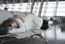 Jet lag: 11 solutii pentru a combate efectele sale